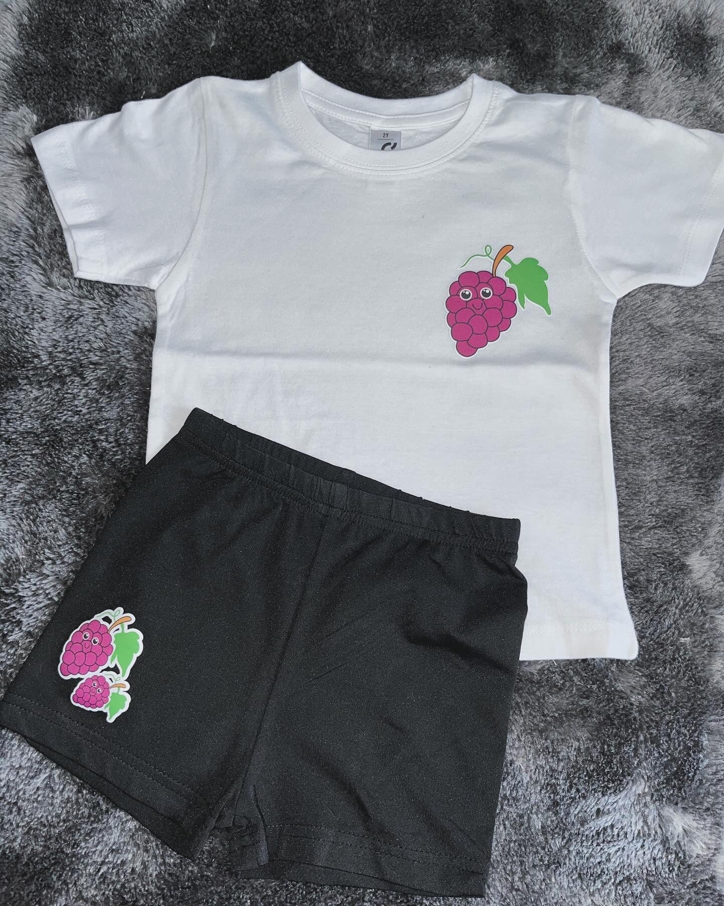 Fruit shorts sets